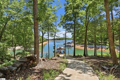 Experience luxury lake living on Lake Hartwell! This beautifully - photo 39