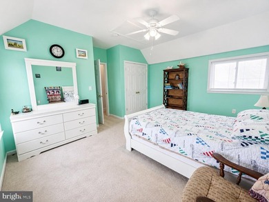 Enjoy waterfront living in this updated 4 bedroom, 2 bath - photo 45