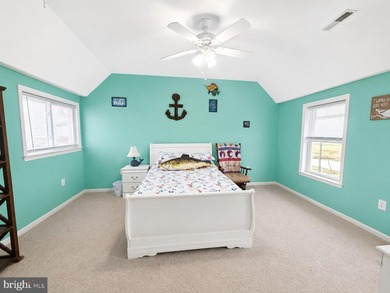 Enjoy waterfront living in this updated 4 bedroom, 2 bath - photo 47