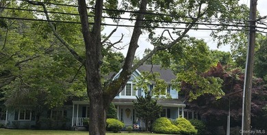 This Colonial Style Home Features 4 Bedrooms, 2.5 Baths, Formal - photo 4
