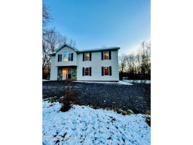 Lake Home For Sale in Albrightsville, Pennsylvania