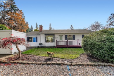 Lake Home For Sale in Milwaukie, Oregon