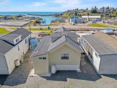 This tiny home may be compact in size, but don't let that fool - photo 24