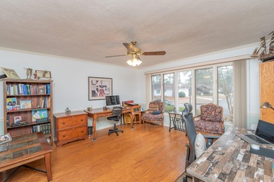 Wonderfully maintained 2-bedroom, 2-bath home located in