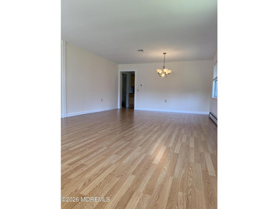 Freshly painted extremely clean lakeview model. 2 bedrooms 2 - photo 5