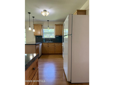 Freshly painted extremely clean lakeview model. 2 bedrooms 2 - photo 7