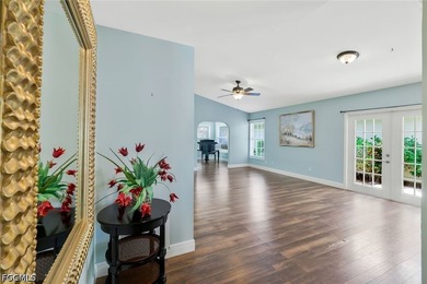 DEAL ALERT! Welcome to effortless Southwest Florida living in - photo 3
