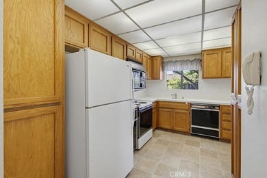 Great opportunity to own this lovely end-unit townhome priced - photo 8