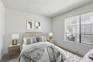 Great opportunity to own this lovely end-unit townhome priced - photo 9