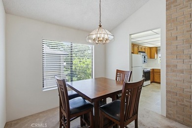 Great opportunity to own this lovely end-unit townhome priced - photo 10