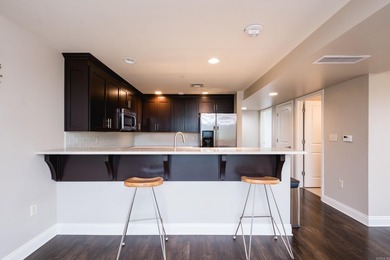 Welcome home to this charming 1BR/1BA corner unit at the Riviera - photo 15