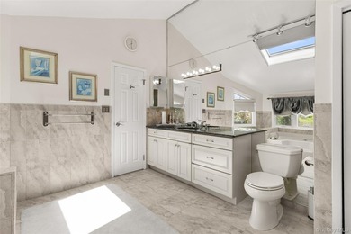 Perfectly positioned on prestigious Pace Drive - south of the - photo 25