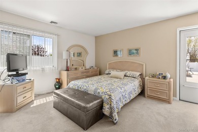 Perfectly positioned on prestigious Pace Drive - south of the - photo 26