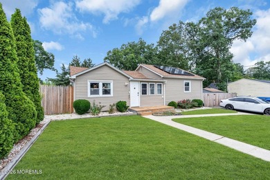 Welcome home to this charming 2-bedroom, 1-bath ranch in the - photo 7