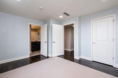 Welcome home to this charming 1BR/1BA corner unit at the Riviera - photo 30