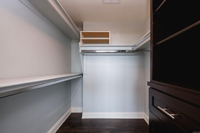 Welcome home to this charming 1BR/1BA corner unit at the Riviera - photo 32