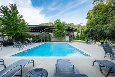 Welcome home to this charming 1BR/1BA corner unit at the Riviera - photo 45