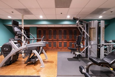 Welcome home to this charming 1BR/1BA corner unit at the Riviera - photo 49