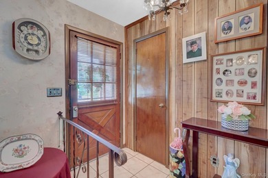 Don't miss this amazing opportunity to make this charming ranch - photo 7