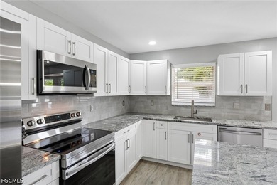 WELCOME TO YOUR PRIVATE CAPE CORAL POOL HOME! Beautifully - photo 8