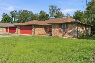 Under contract-accepting backup offers. Looking for an oversized - photo 3