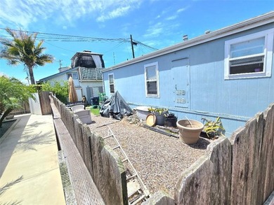 Across the street from the OCEAN!!! Very Rare Find! Awesome - photo 14