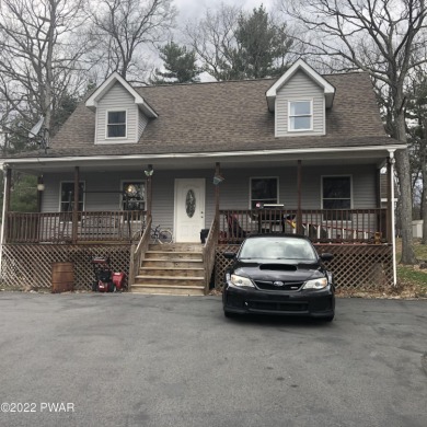 Lake Home Off Market in Dingmans Ferry, Pennsylvania
