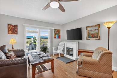 This beautifully updated 2 bedroom, 1 bath condo offers the - photo 9