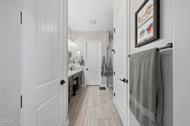 UPGRADES BEYOND asking price! Beautifully finished & decked out - photo 23
