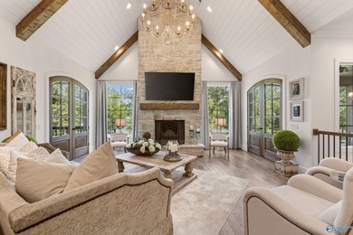 Welcome to one of Weiss Lake's only gated communities, where - photo 7