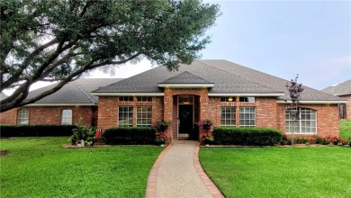 Lake Waco Home For Sale in Woodway Texas