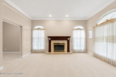 Luxury mini estate, acreage, cul-de-sac, pool... this one - photo 12