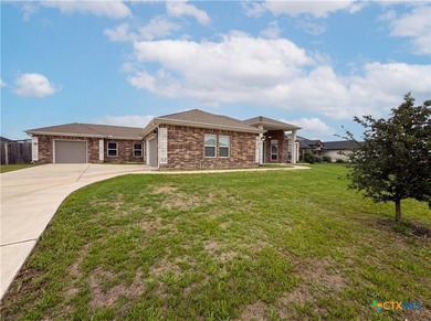 Imagine 6112 Wye Oak Dr, a residence designed for practical - photo 17