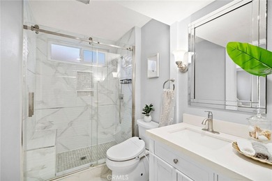 Welcome to this beautifully upgraded 6-bedroom, 3-bathroom home - photo 18