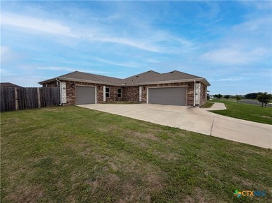 Imagine 6112 Wye Oak Dr, a residence designed for practical - photo 18