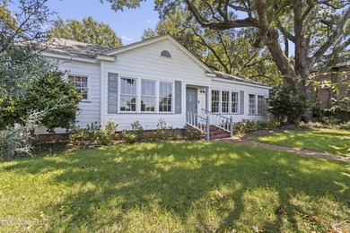 Southern Charm Meets Coastal Living - Just two Blocks from the - photo 3