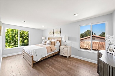 Welcome to this beautifully upgraded 6-bedroom, 3-bathroom home - photo 27
