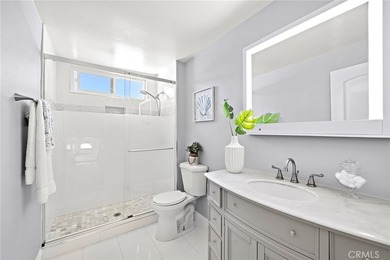 Welcome to this beautifully upgraded 6-bedroom, 3-bathroom home - photo 28