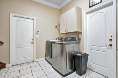 Luxury mini estate, acreage, cul-de-sac, pool... this one - photo 28