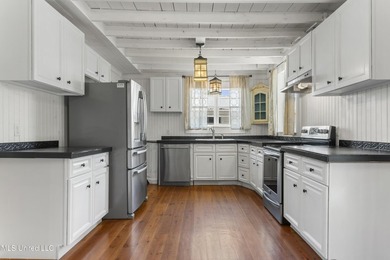 Southern Charm Meets Coastal Living - Just two Blocks from the - photo 10