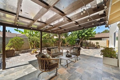 Welcome to this beautifully upgraded 6-bedroom, 3-bathroom home - photo 35