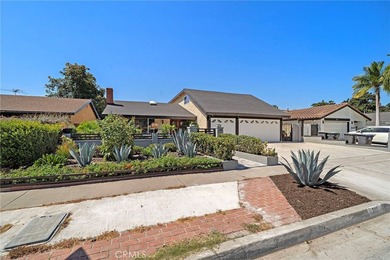 Welcome to this beautifully upgraded 6-bedroom, 3-bathroom home - photo 39