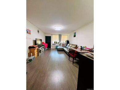 Immaculate modern condo featuring 3 bedrooms and 2 full - photo 5