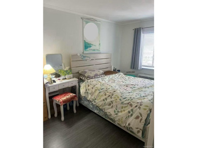 Immaculate modern condo featuring 3 bedrooms and 2 full - photo 7