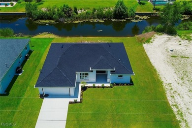 Cape Coral Lakes Area Home For Sale in Cape Coral Florida