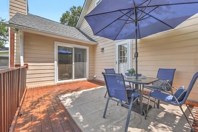Golf course views, convenient location, NO HOA, low electric - photo 7