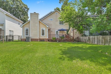 Golf course views, convenient location, NO HOA, low electric - photo 8