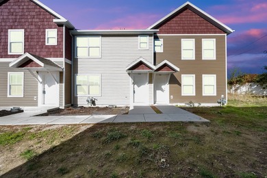 Great Salt Lake Townhome/Townhouse For Sale in Sunset Utah