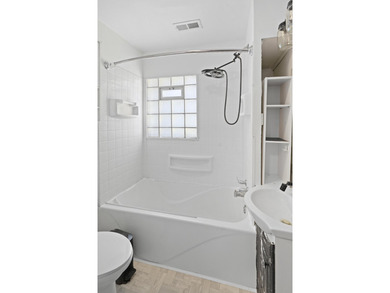 A great opportunity to own an affordable home in a competitive - photo 13