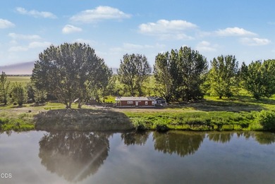 This Private & Secluded 23-Acre Retreat located within the area - photo 3